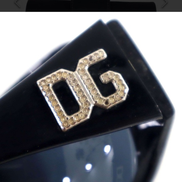 Authentic Dolce and Gabbana Sunglasses DG4007 with velvet case and COA main image 7